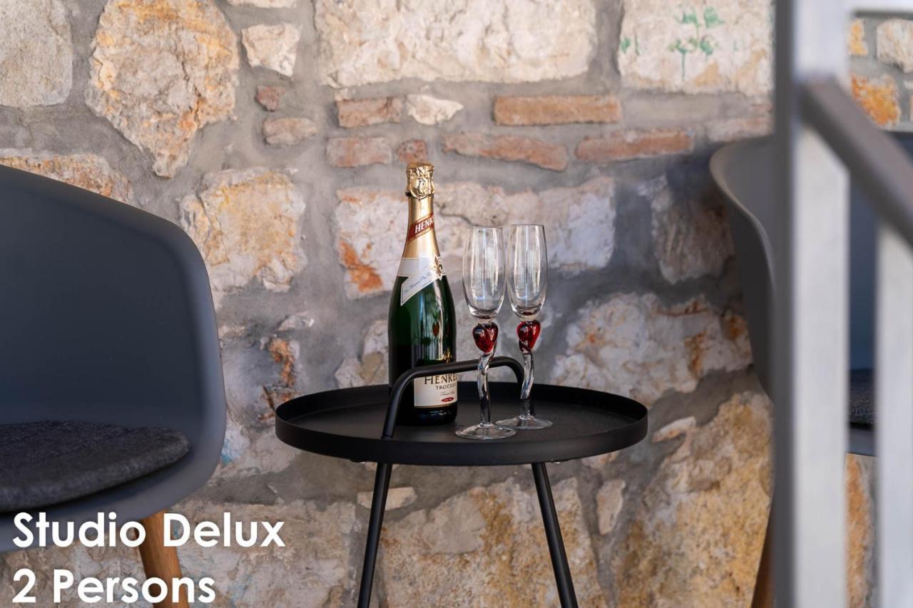 Glamour Apartments فيرسار المظهر الخارجي الصورة